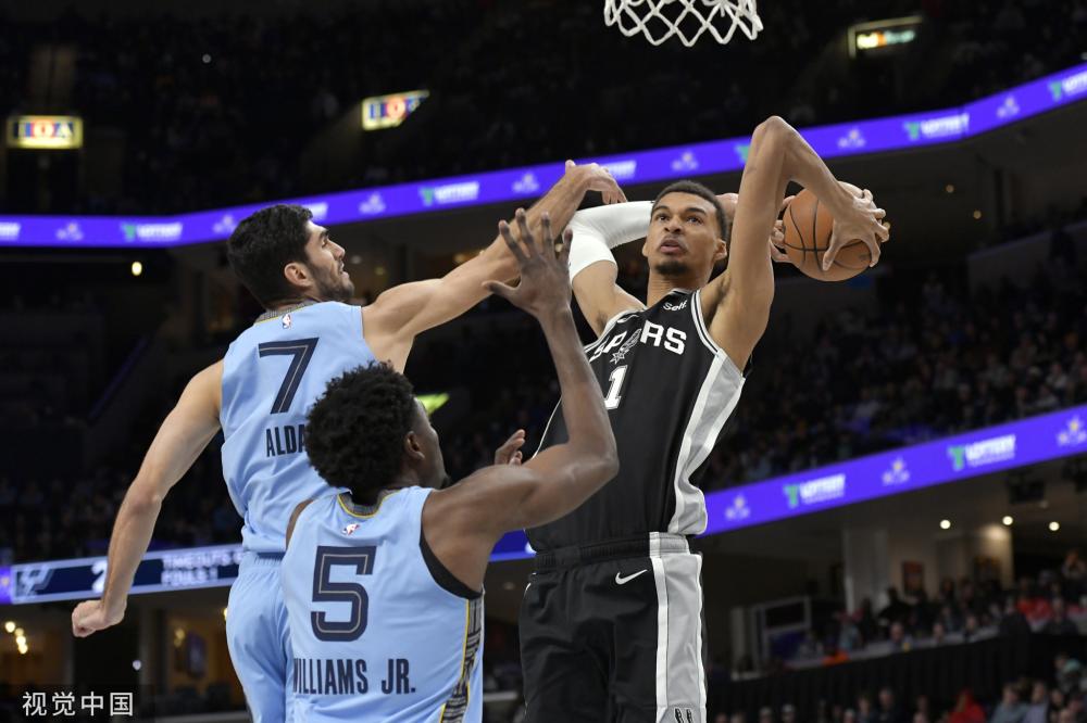 在巴黎圣日 在巴黎圣日