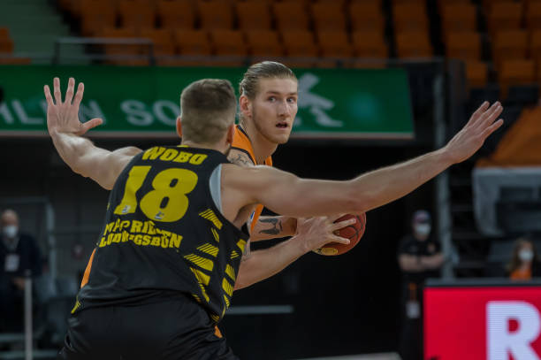 球公开赛中 球公开赛中