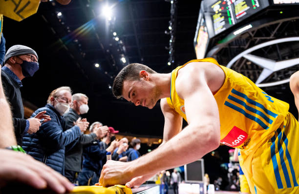 禁品的参与 禁品的参与